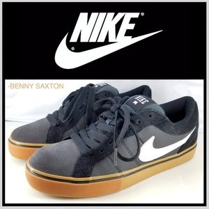 BRAND NEW Nike Isolate LR Skateboard Sneaker